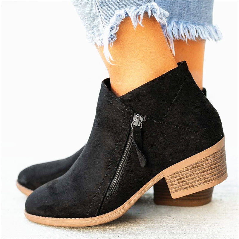 Ladies short boots