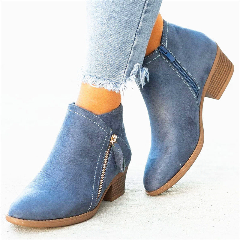 Ladies short boots
