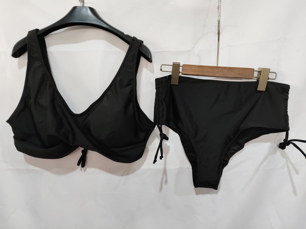 Fashion Strappy Bikini Swimsuit Woman